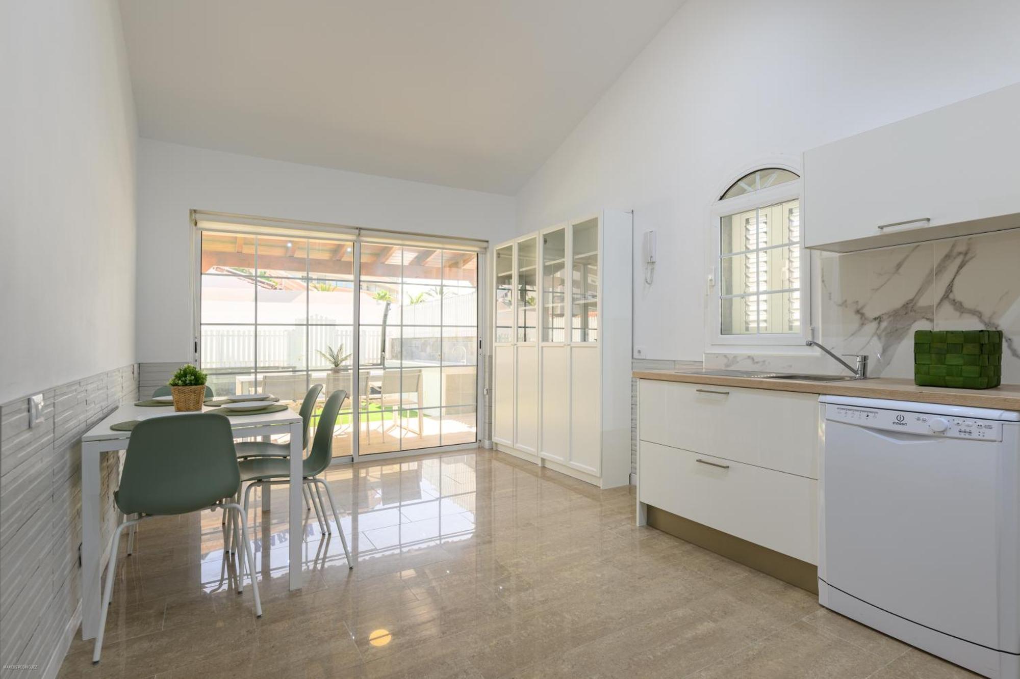 Beachside Hideaway Gran Canaria ซานบาร์โตโลเม ภายนอก รูปภาพ